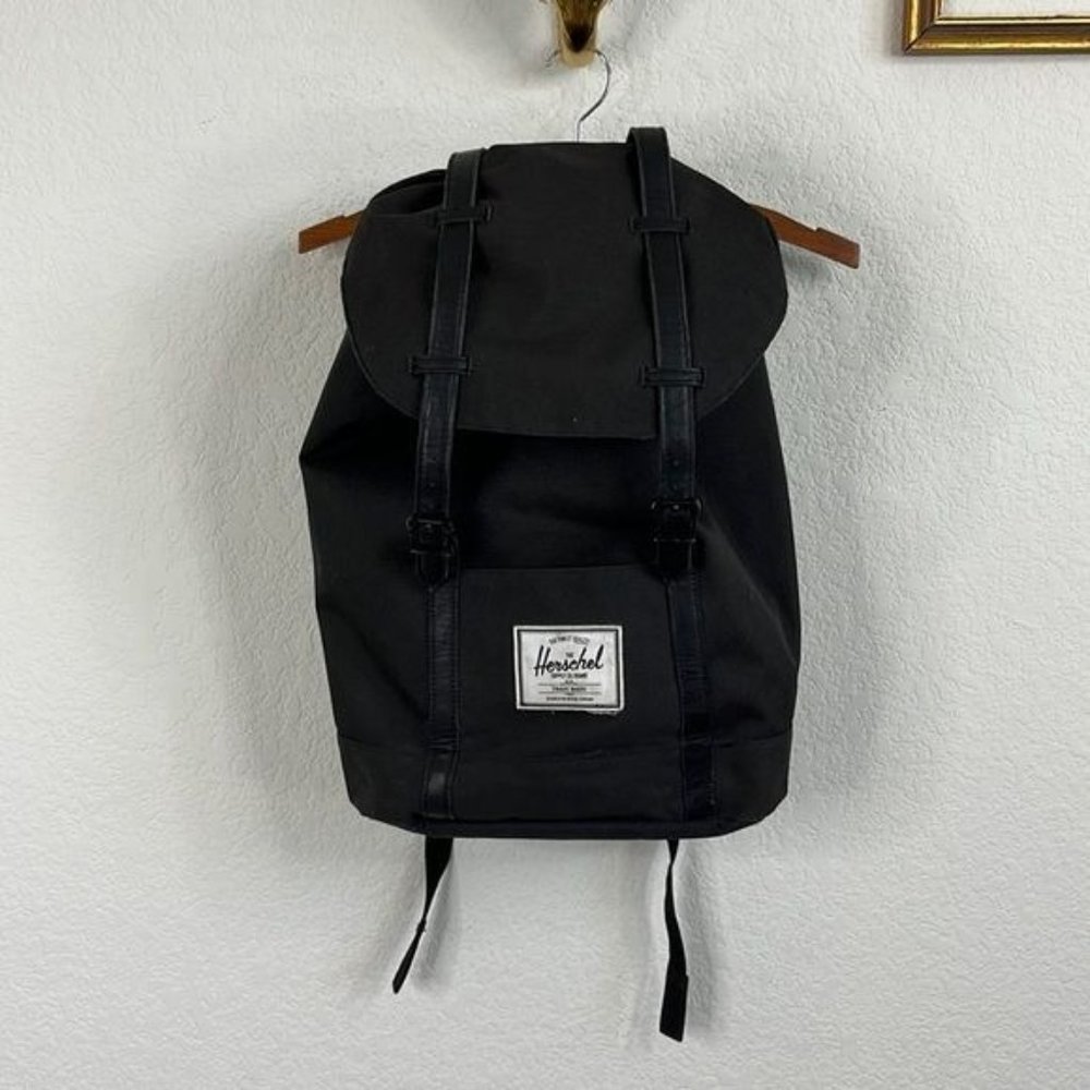 Herschel Supply Co. Retreat Little America Backpack